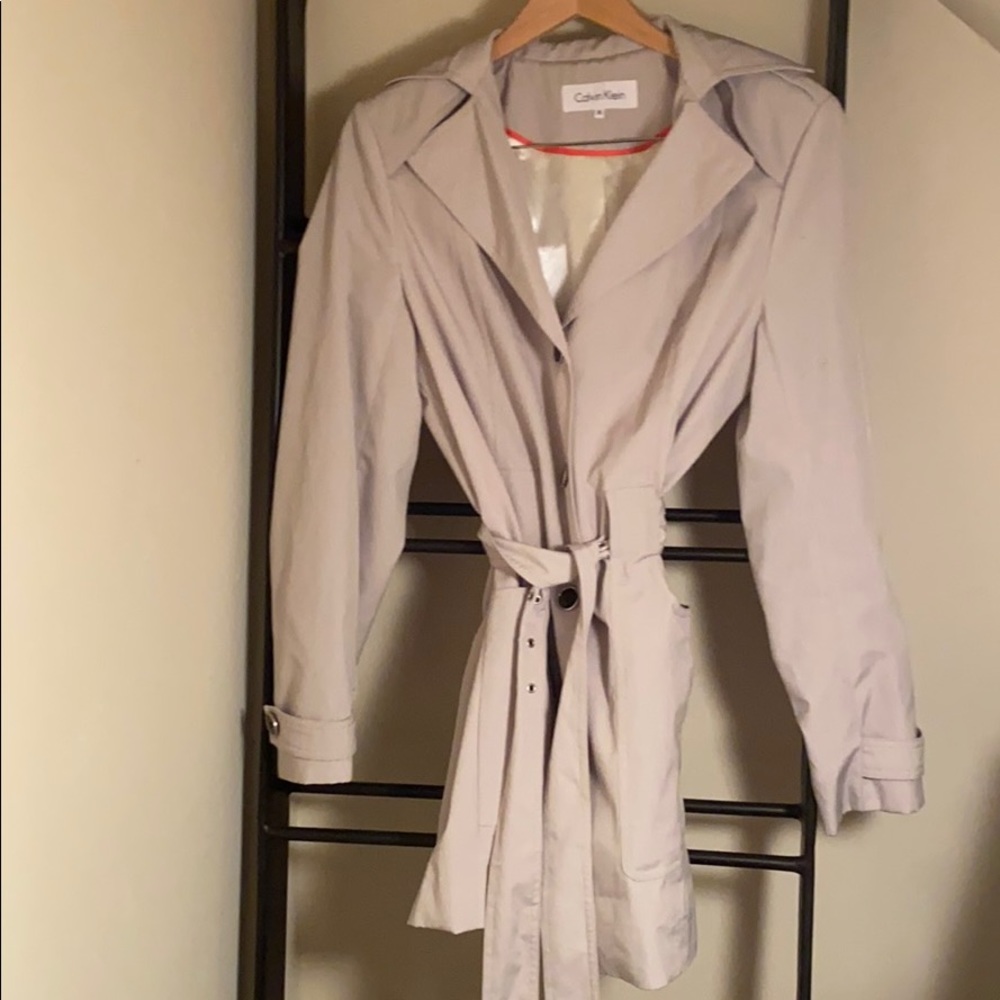 NWOT Calvin Klein Trenchcoat